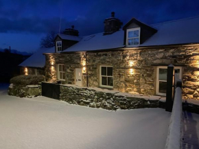 Garth Engan Private Self Contained B&B with Garden Area